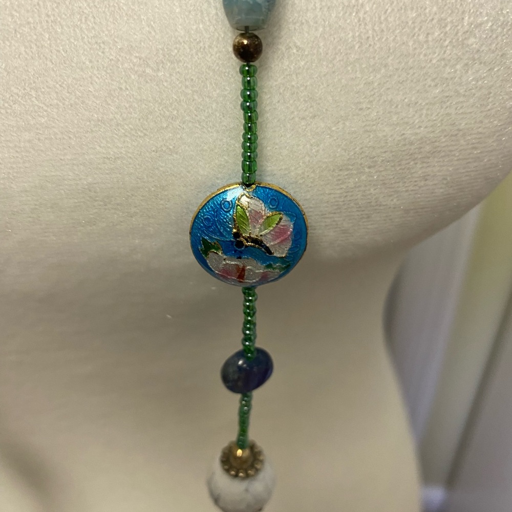 Three long necklaces in excellent condition. Rarely worn. - Picture 15 of 16